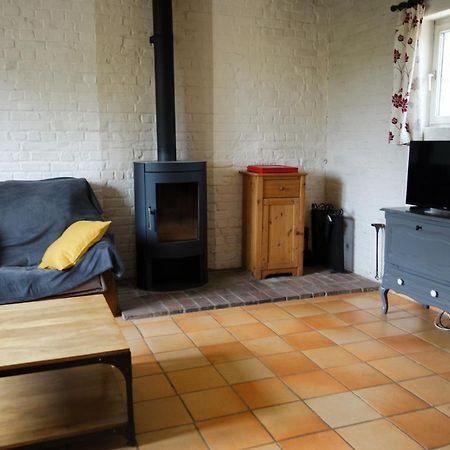 Gite Rural Les Petites Tetes Leuze-en-Hainaut Exteriör bild
